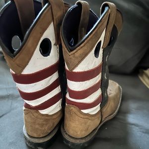 Kid size 13t boots
